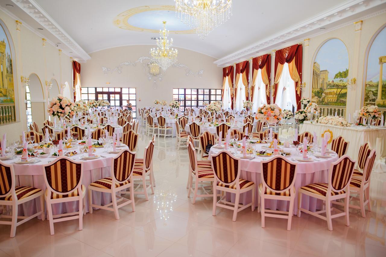 Best Hotel And Restaurant Complex Dunajivci Kültér fotó